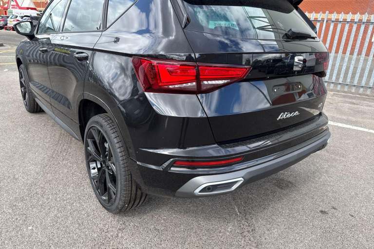 2025 SEAT Ateca 1.5 TSI EVO FR Black Edition Euro 6 (s/s) 5dr SUV PETROL Manual