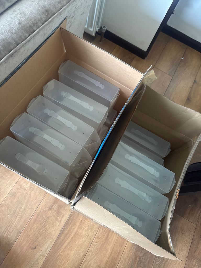 18 x plastic storage boxes for shoes