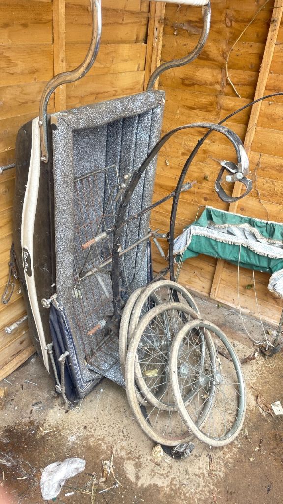 Silver cross Pram ( original) renovation project Free