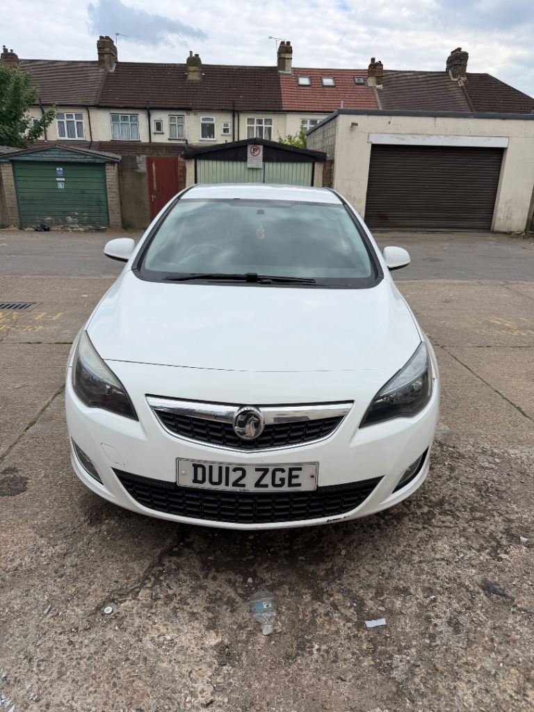 Vauxhall, ASTRA, Hatchback, 2012, Manual, 1398 (cc), 5 doors