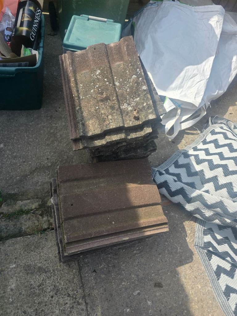 Roof tiles