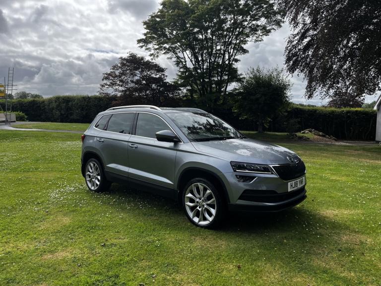 SKODA KAROQ 1.5 TSI Edition,Grey Full Lth heated seats,Pan Roof,19s,FSH