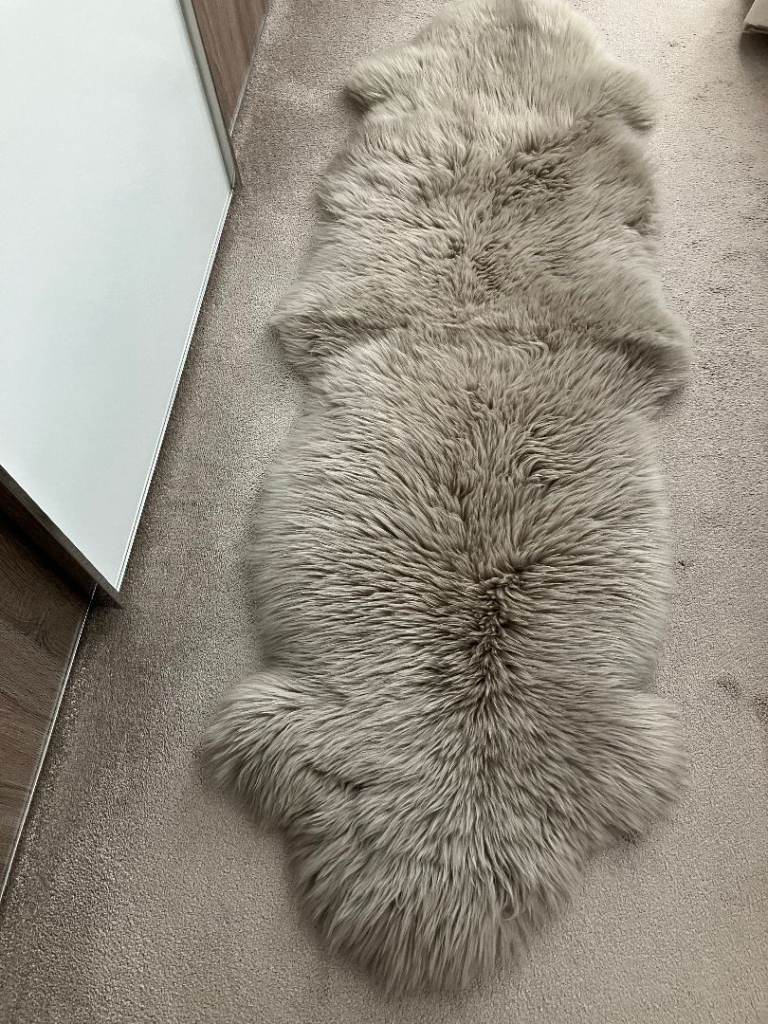 Double Sheepskin Rug