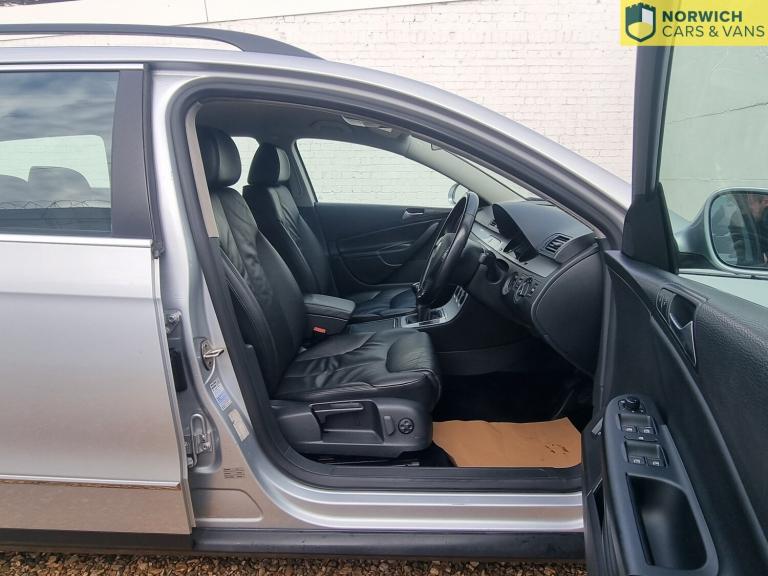 VOLKSWAGEN PASSAT 2.0 TDI Highline Plus 2009