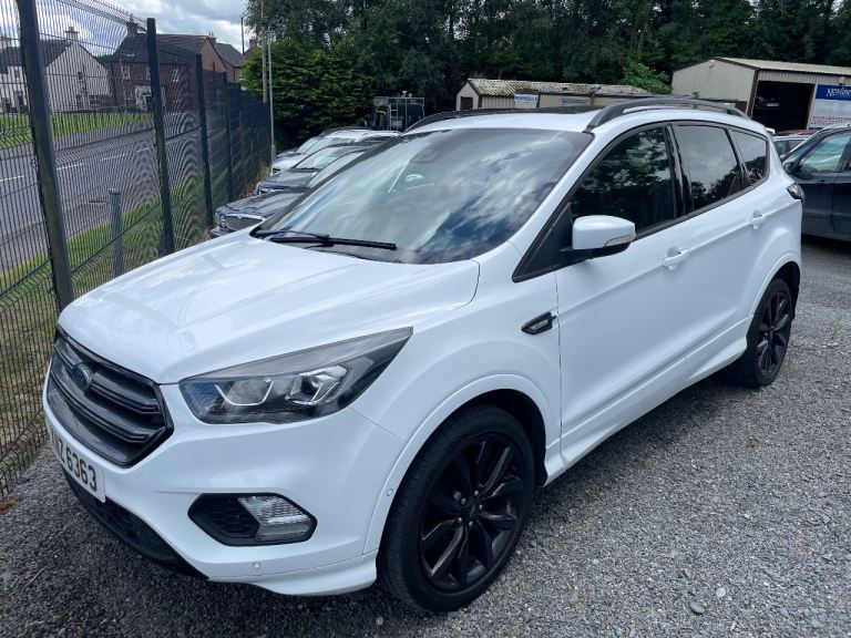 Ford, KUGA, Hatchback, 2018, Manual, 1498 (cc), 5 doors
