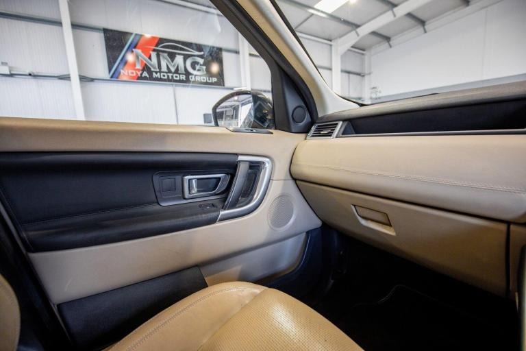 2016 Land Rover Discovery Sport 2.0 TD4 HSE 5dr [5 Seat] ESTATE DIESEL Manual