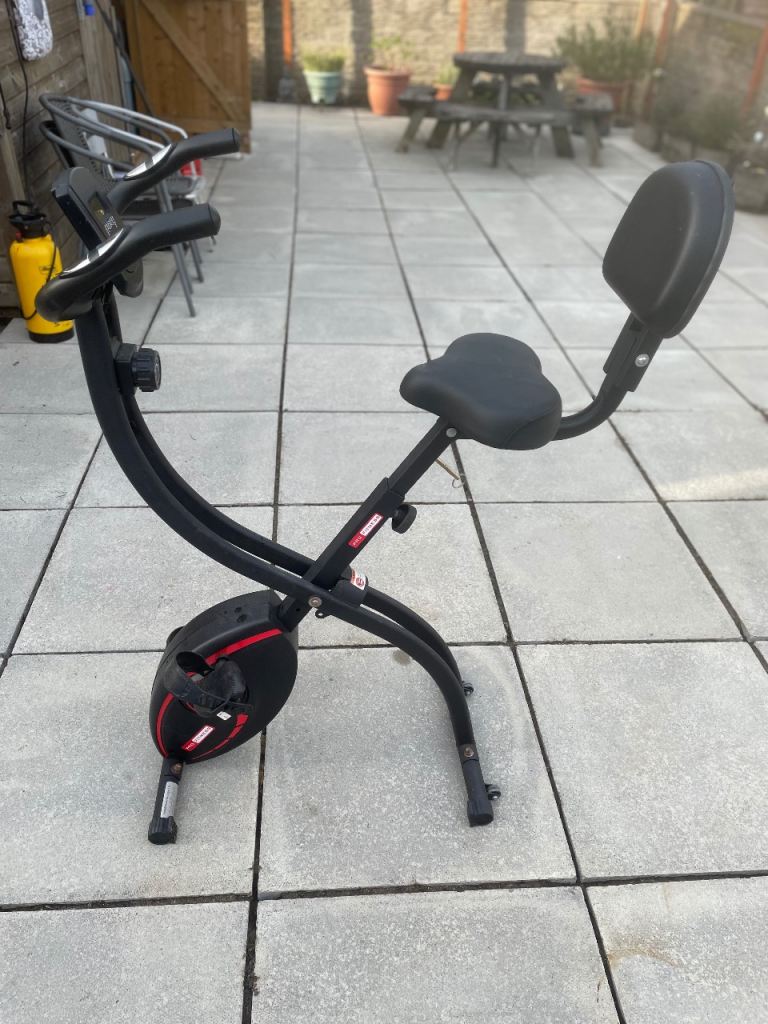 Pro fitness exercise bike