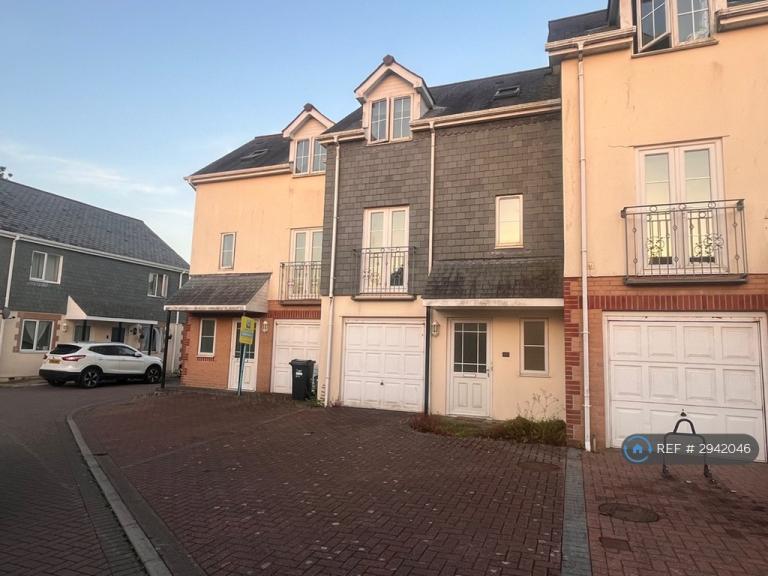 3 bedroom house in The Square, Truro, TR2 (3 bed) (#2942046)