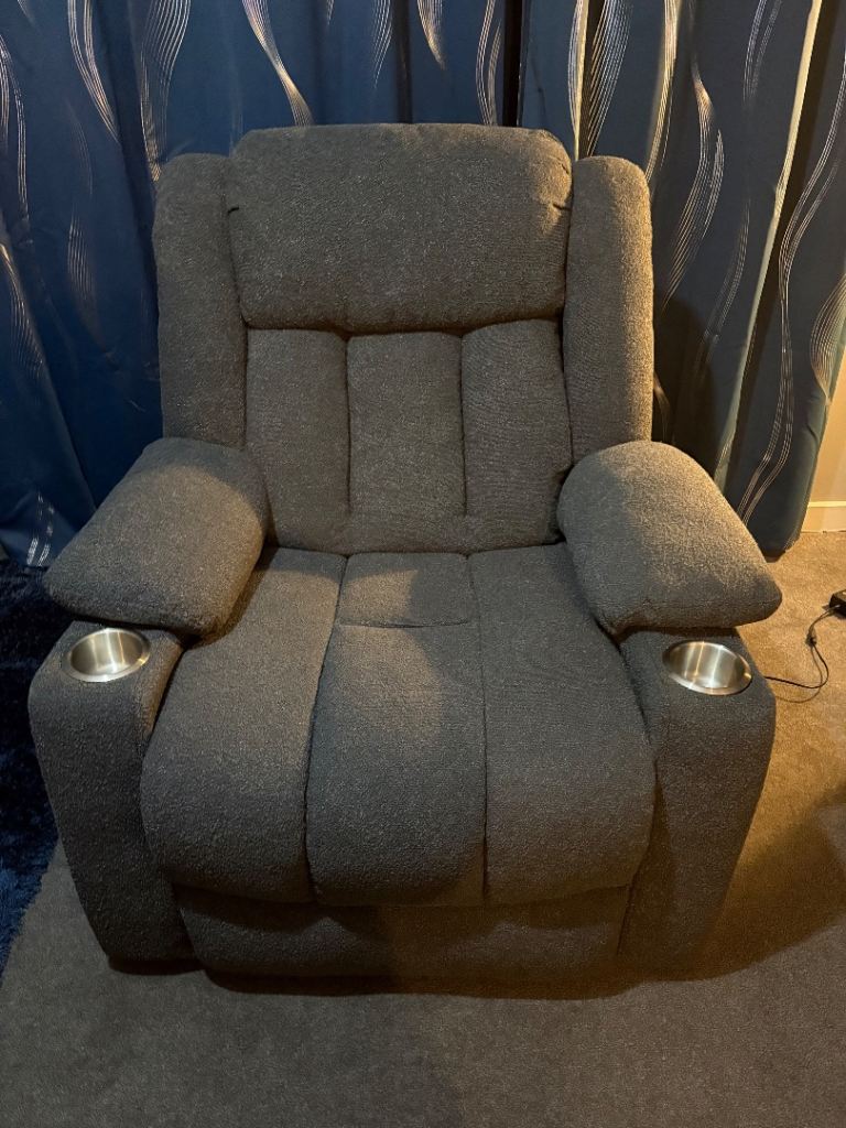 Electric recycling chair with heated seat 