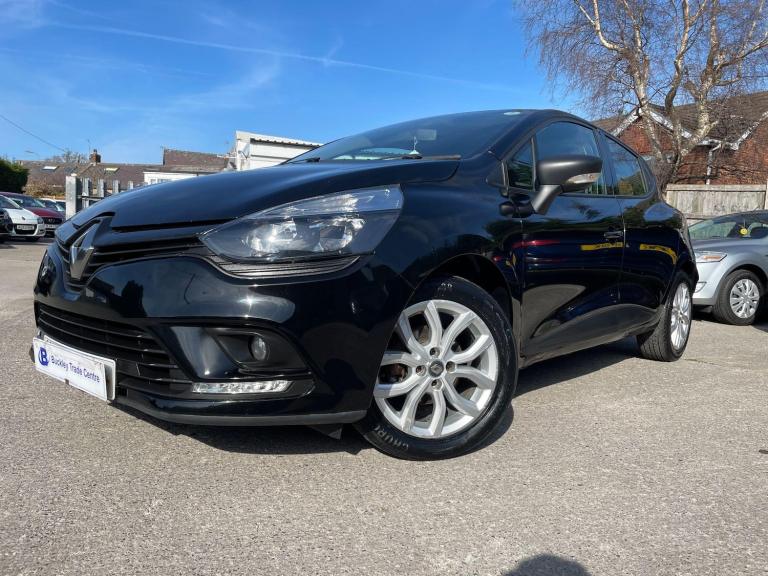 2017 Renault Clio 1.2 16V Play Euro 6 5dr HATCHBACK Petrol Manual