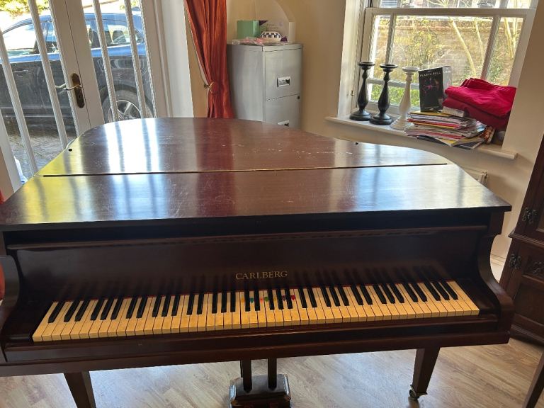 Carlberg Baby Grand Piano – Used, Needs TLC