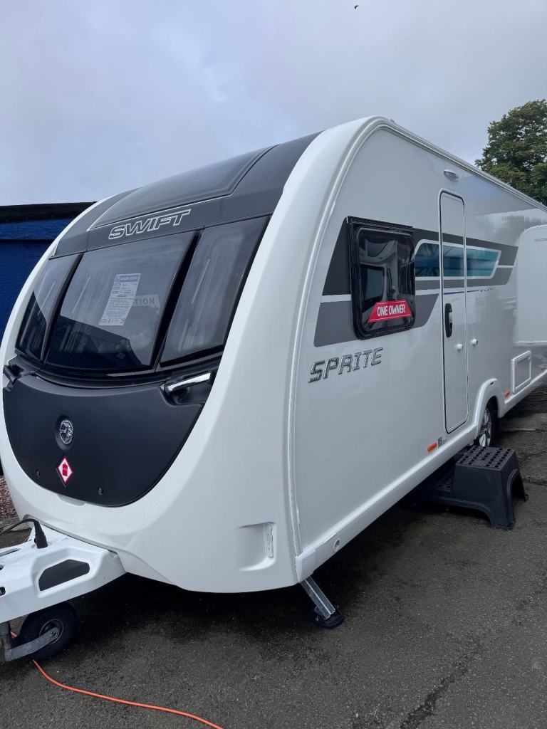 Swift Major SB, Yr.2024, Fixed Transverse Island Bed,1 Owner