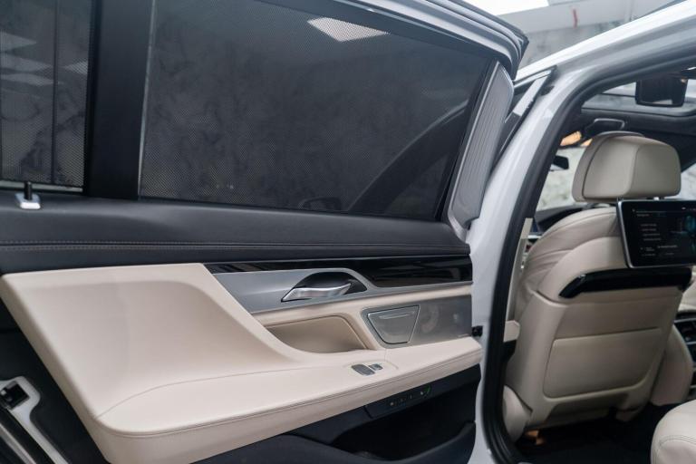  BMW 7 Series 3.0 745Le 12kWh M Sport Auto xDrive Euro 6 (s/s) 4dr Petrol/Electric Hybrid Automatic