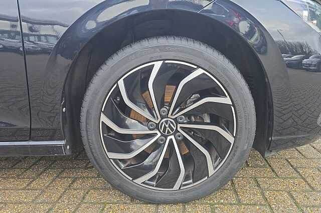 2023 Volkswagen Golf 1.5 TSI Style Edition 5dr Hatchback Petrol Manual