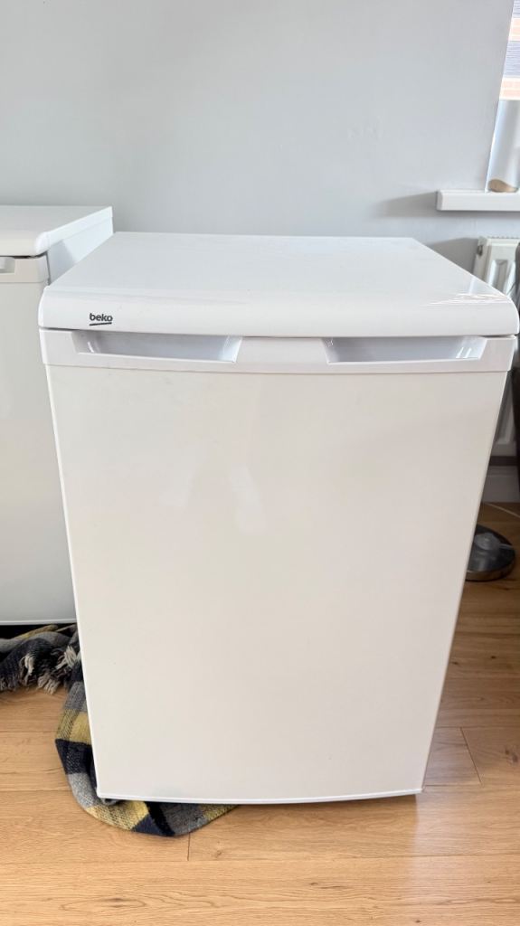 Beko FXF5033W Undercounter Freezer