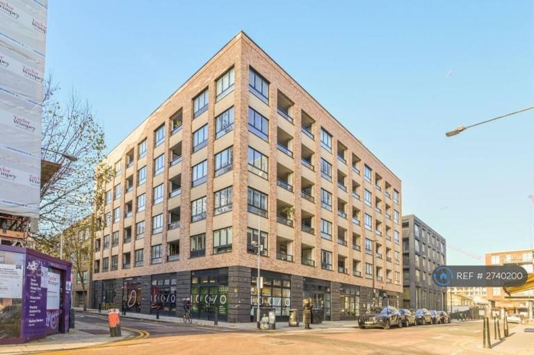 2 bedroom flat in Ardens Building, London, E3 (2 bed) (#2740200)