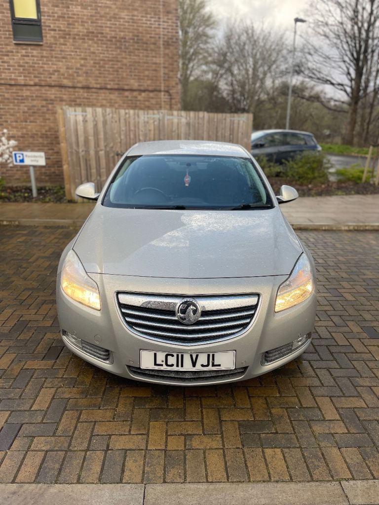 Vauxhall, INSIGNIA, Automatic Hatchback, 2011, Other, 1956 (cc), 5 doors