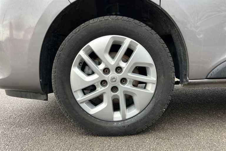 2020 Renault Trafic 2.0 dCi ENERGY 30 Sport Nav Minibus Double Cab 5dr Diesel Manual LWB Euro 6 M...