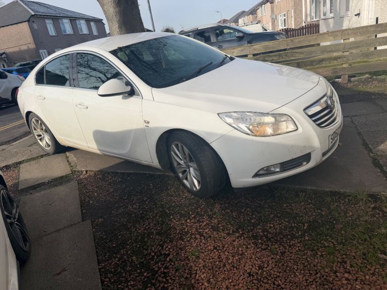 Vauxhall, INSIGNIA, Hatchback, 2012, Manual, 1956 (cc), 5 doors
