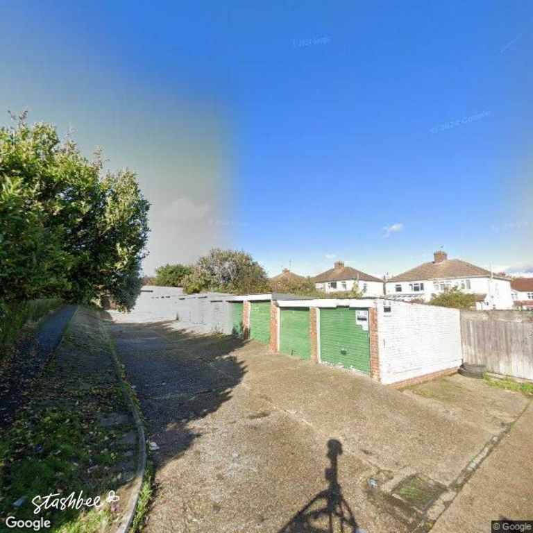 Garage to rent in Rochester (ME1) | Stashbee