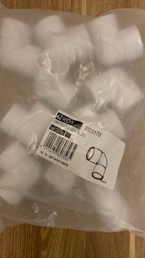 Waste pipe fittings 32mm bends 1 ¼”
