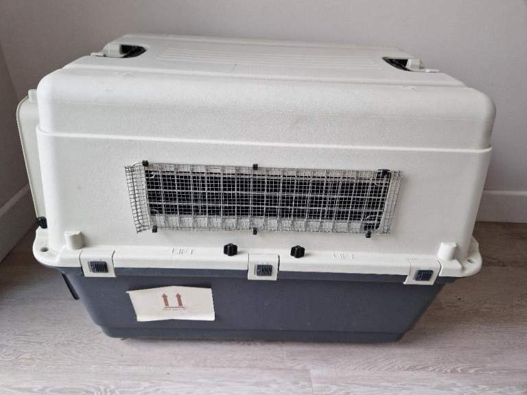 Medium/Large dog carrier