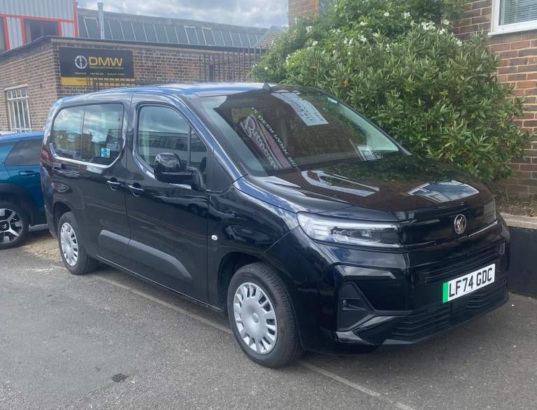 7 SEATER PCO READY 2025   VAUXHALL COMBO‑e XL BLACK TFL APPROVED FOR HIRE Uber XL, BOLT XL, FREE NOW