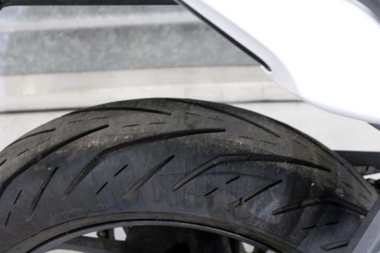 2015 15 TRIUMPH STREET TRIPLE 675 WHITE HPI CLEAR 11K NEW SHAPE TRADE SALE MOT