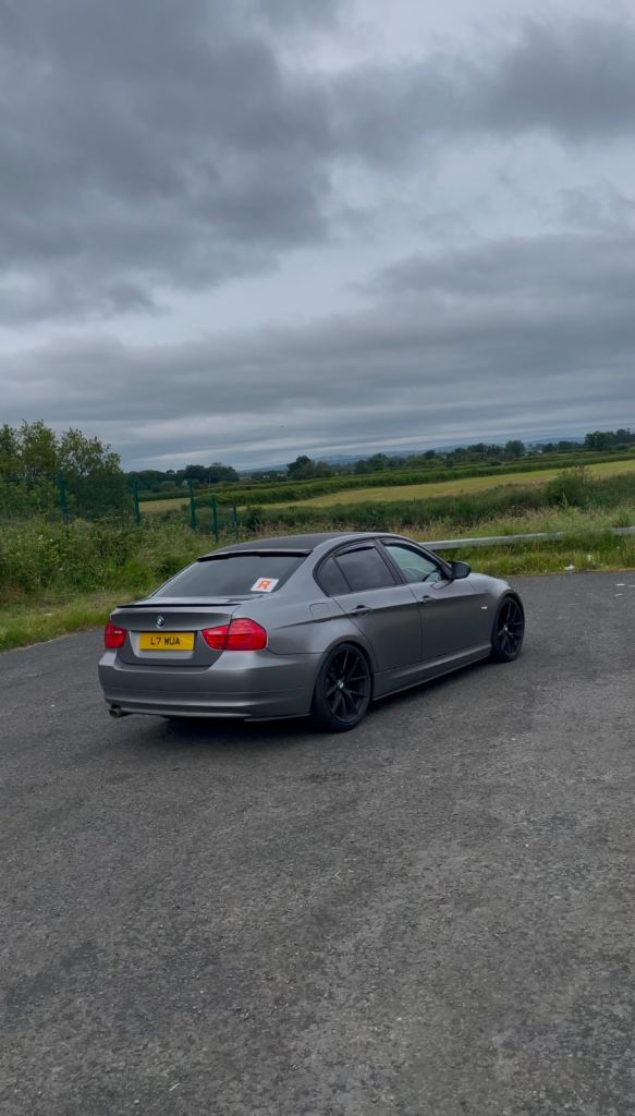 BMW, 3 SERIES, Saloon, 2010, Manual, 1995 (cc), 4 doors