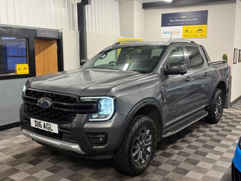 2025 Land Rover Defender 3.0 D350 Hard Top X-Dynamic HSE Auto PANEL VAN DIESEL Automatic