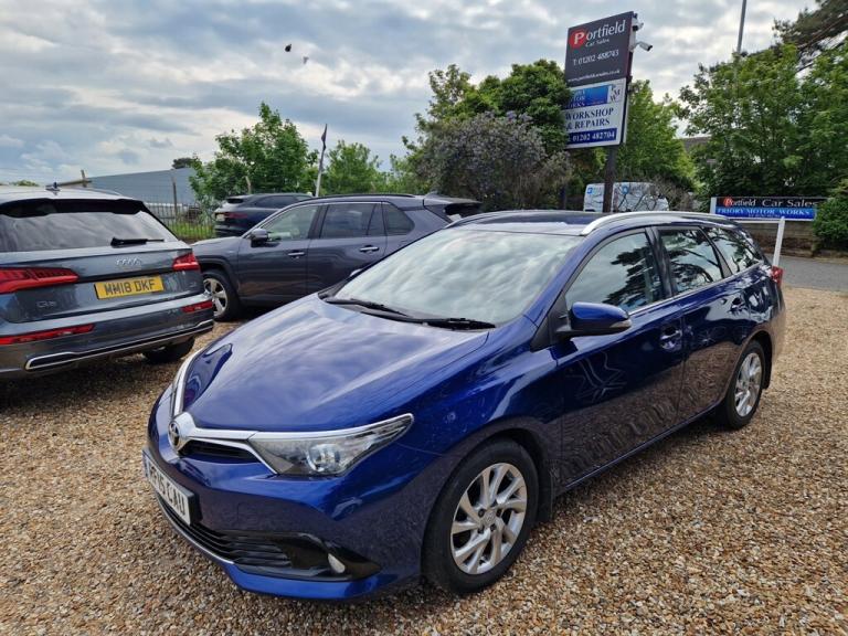 2015 Toyota Auris 1.6 D-4D Business Edition 5dr ESTATE DIESEL Manual