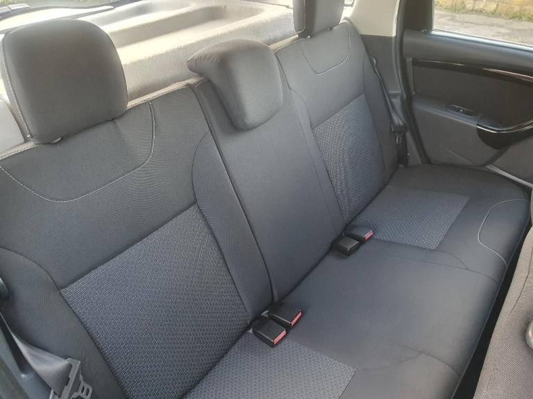 2014 Dacia Duster 1.5 dCi 110 Laureate 5dr 4X4 HATCHBACK DIESEL Manual