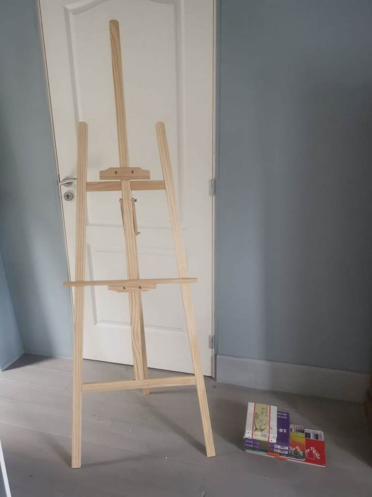 Job Lot of Artist Materials Caran d’Ache, Reeves, NEOPASTEL, Easel, Canvases etc