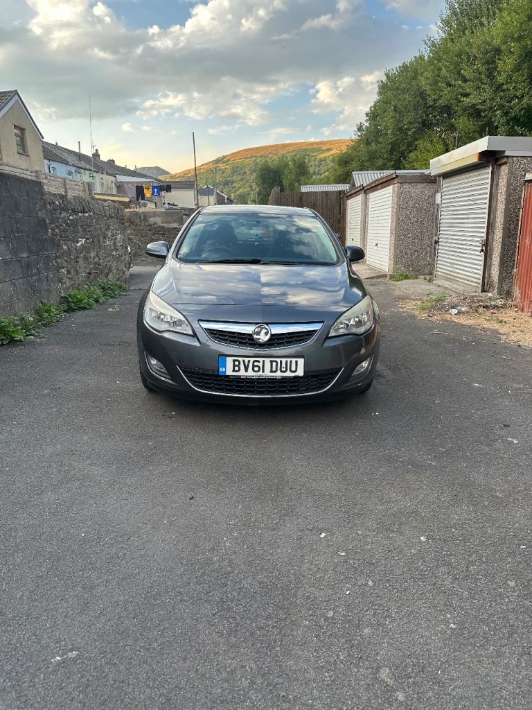     2011 Vauxhall Astra 1.7 CDTi | £35 Tax | Long MOT