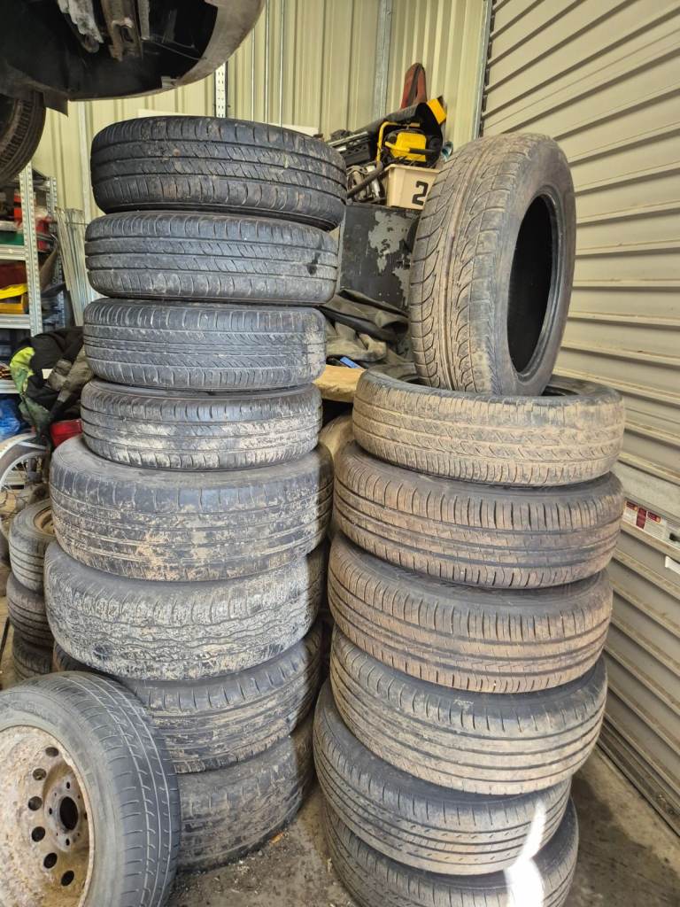 205X55XR16 TYRES FOR SALE