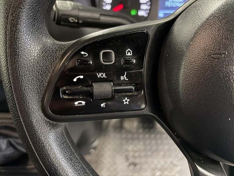 2022 Mercedes-Benz Sprinter 3.5t H2 Progressive Van PANEL VAN DIESEL Manual