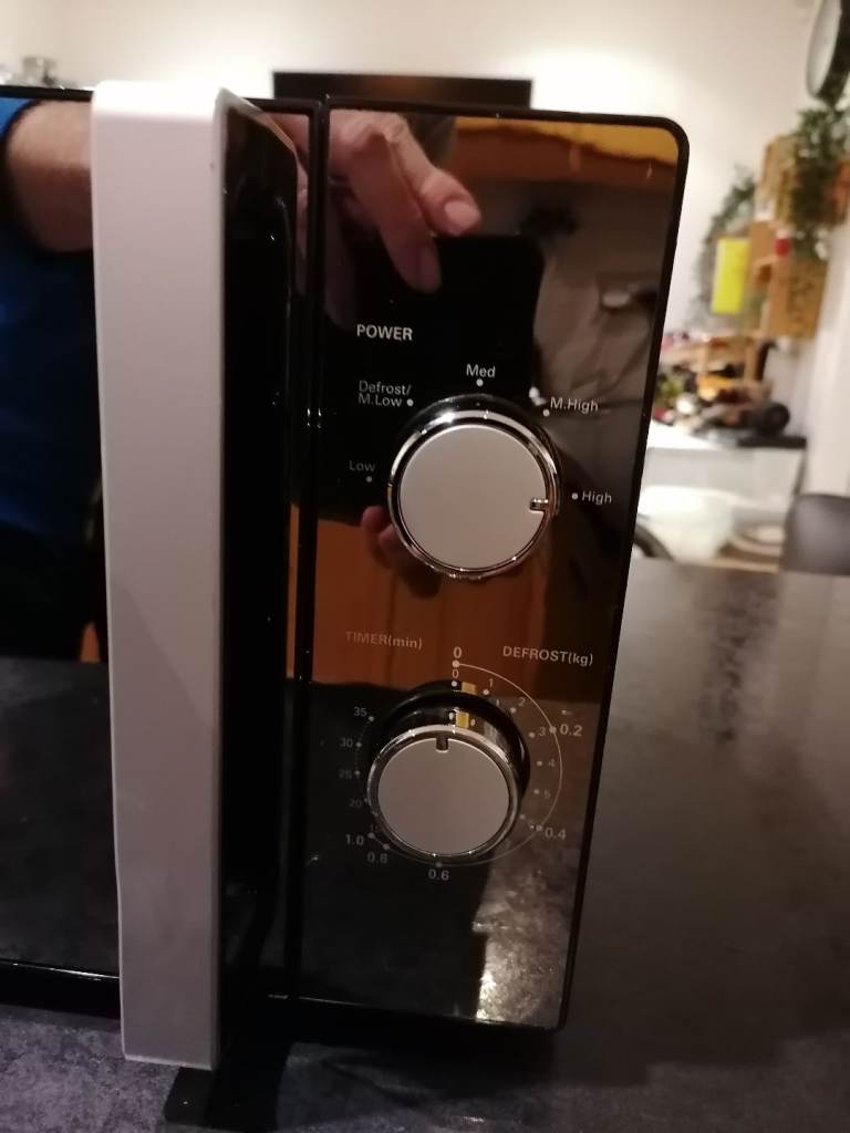 Russell Hobbs Microwave 