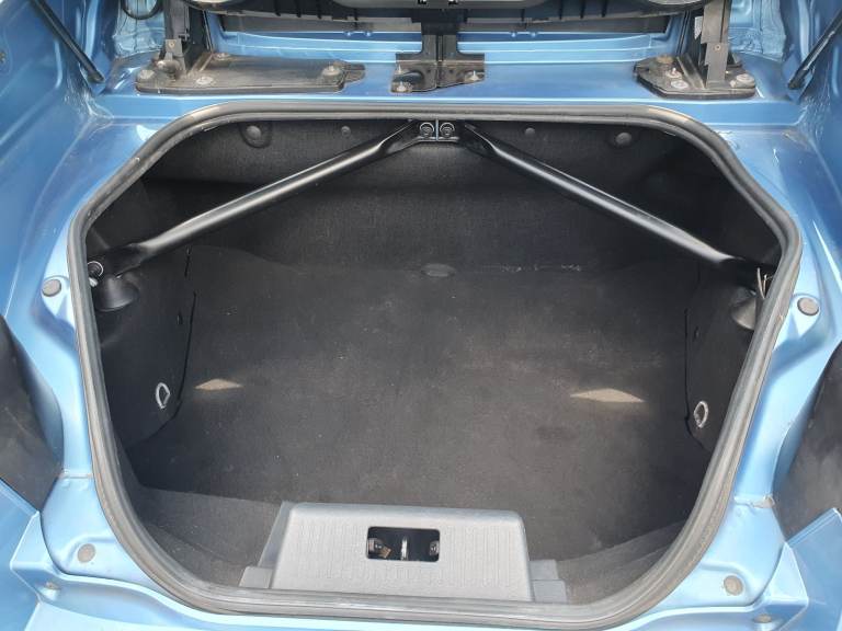 Renault,WIND Convertible, new MoT, TBK, water pump replaced and serviced Nov 2025