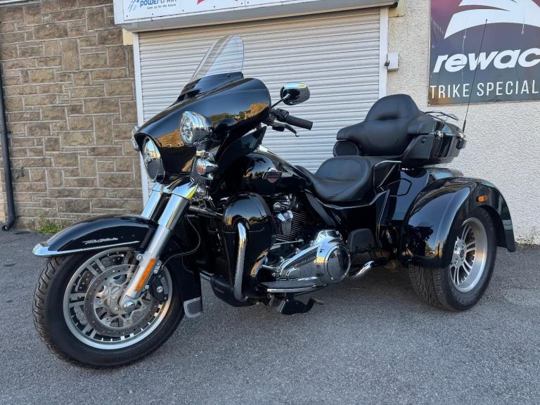 2022 Harley Davidson Tri Glide 114 Trike 
