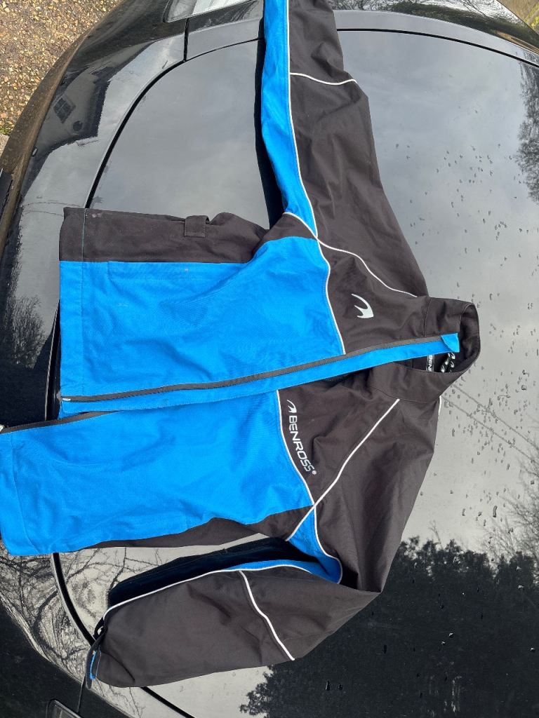 Junior Golf waterproof jacket 11-12 years