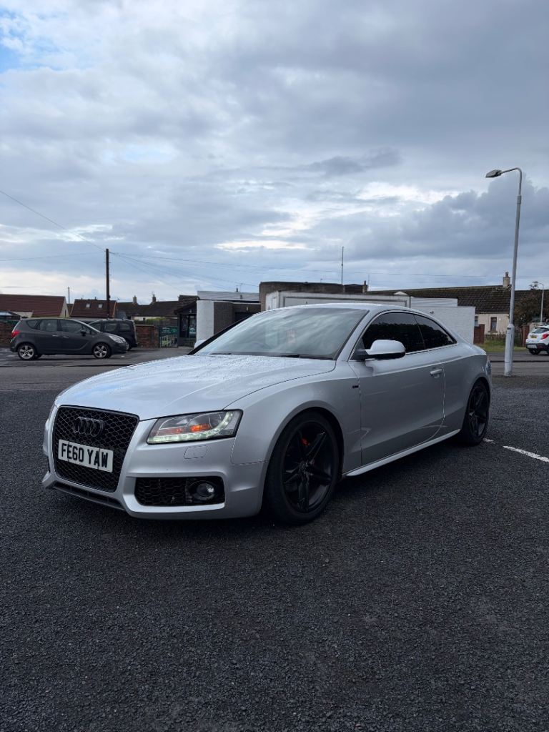 Audi A5 2.0 TDi S-Line. 