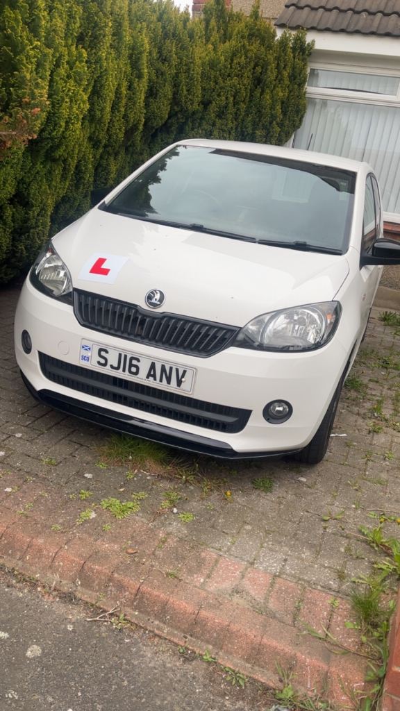 Skoda, CITIGO, Hatchback, 2016, Manual, 999 (cc), 5 doors