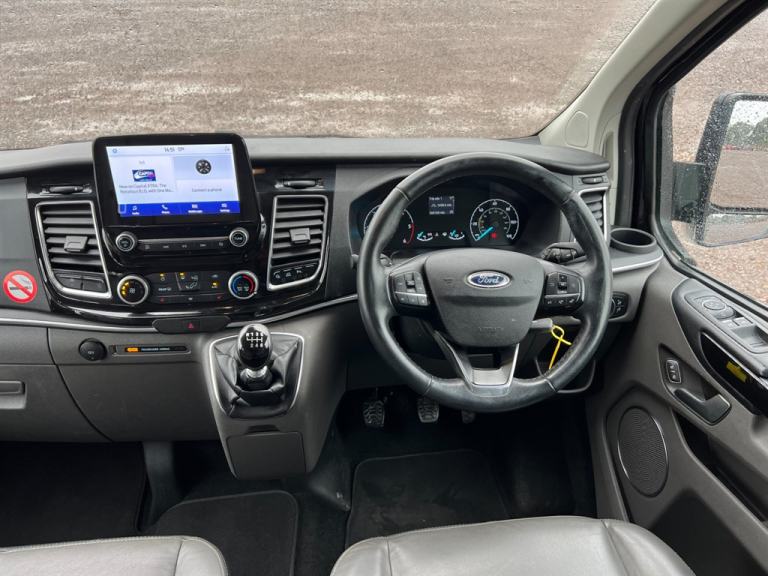 2021 Ford Tourneo Custom 320 TITANIUM ECOBLUE 9 SEATER Minibus Diesel/Ele Manual
