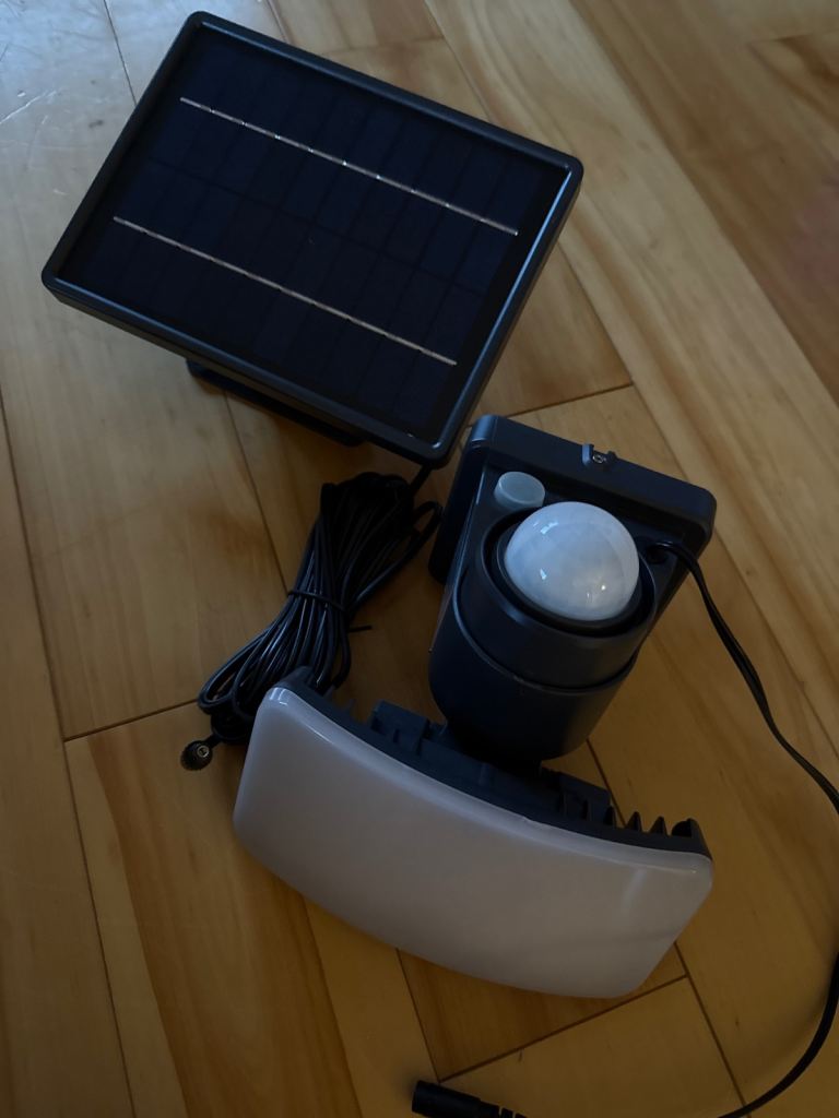 Blooma Kenora Solar LED Floodlight with PIR Sensor – New in Box