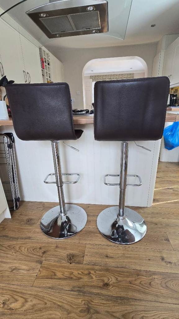 Breakfast Bar Stools
