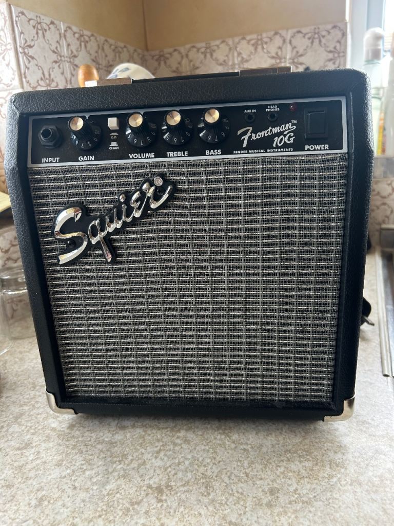 Fender Squier practice amplifier .