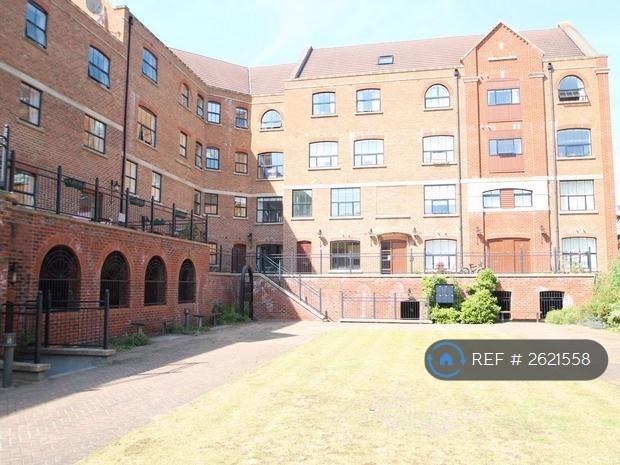 2 bedroom flat in Whitefriars Wharf, Tonbridge, TN9 (2 bed) (#2621558)