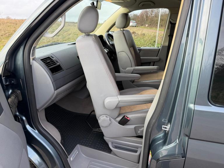 2008 Volkswagen TR-PORTER CALIF SE 174 A SE 174BHP DSG DIESEL Automatic