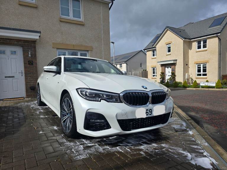 BMW 330e Plug-In Hybrid