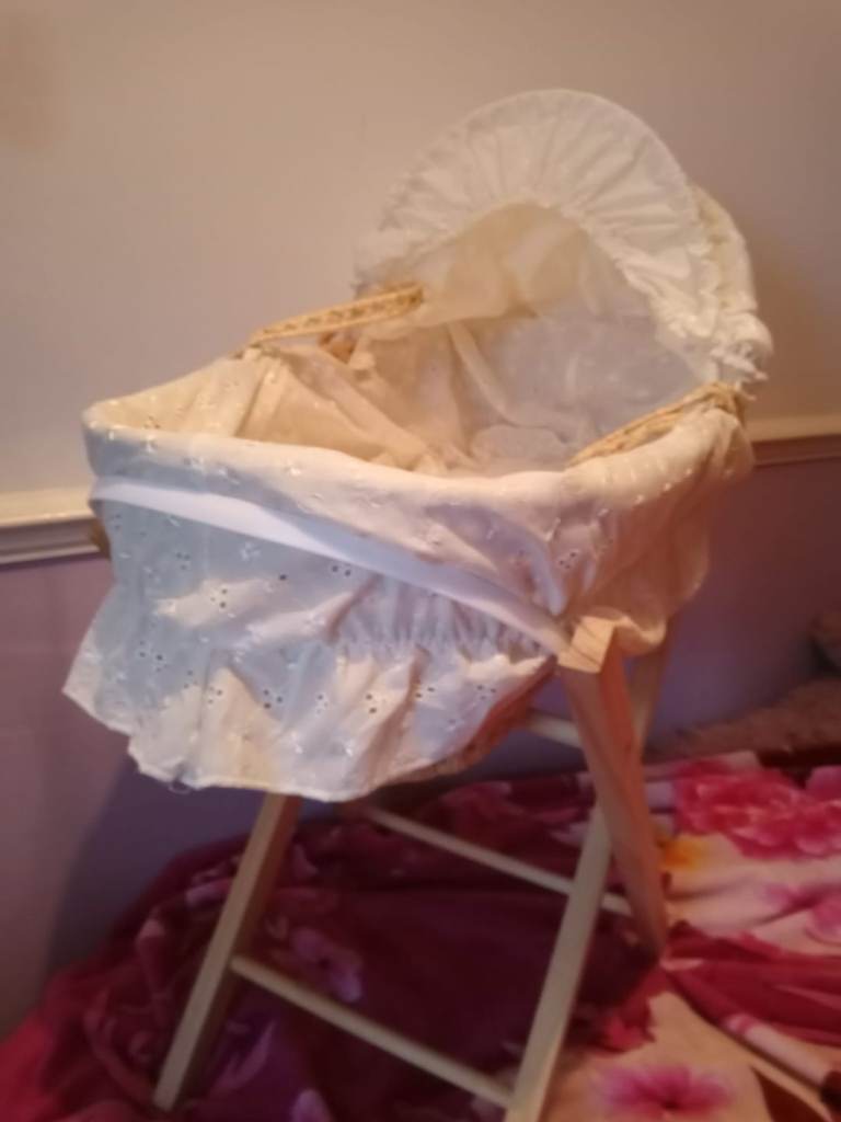 Dolls crib as new and stand £25